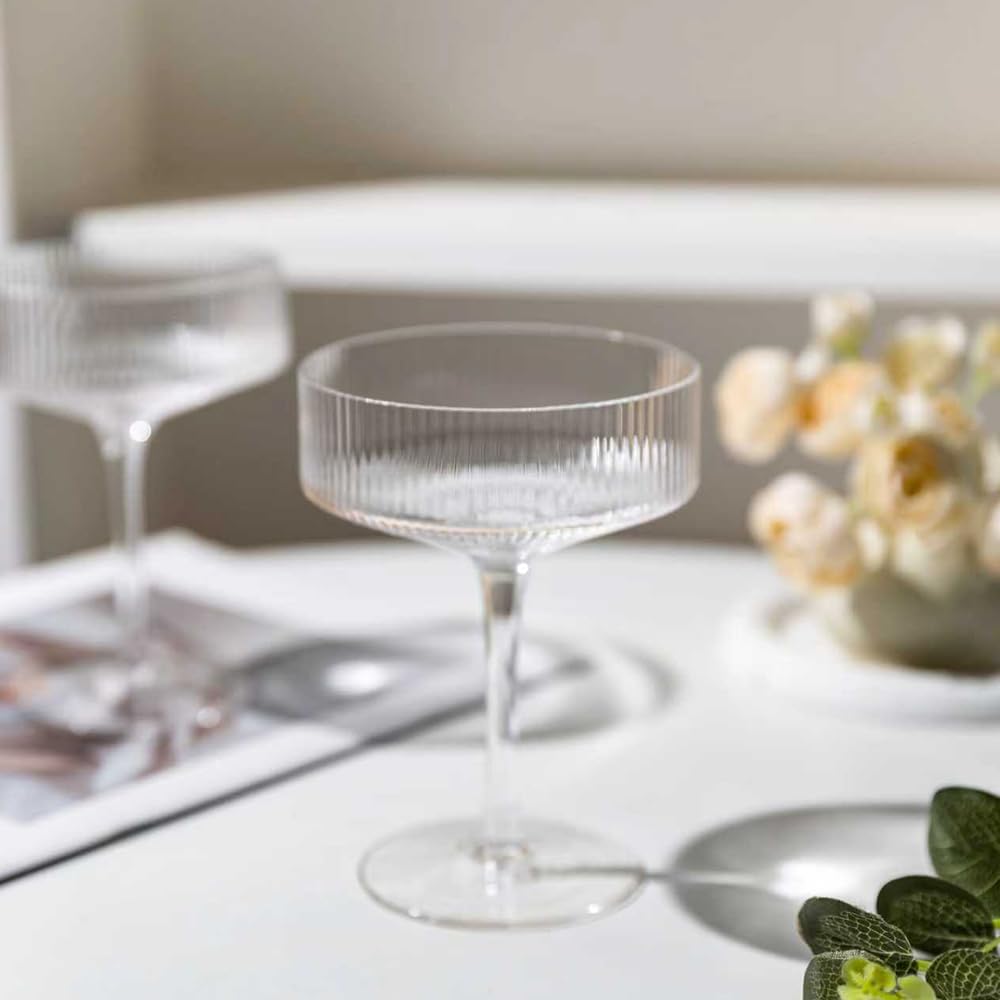 Set of 4 9 oz Coupe Cocktail Glasses Z5469