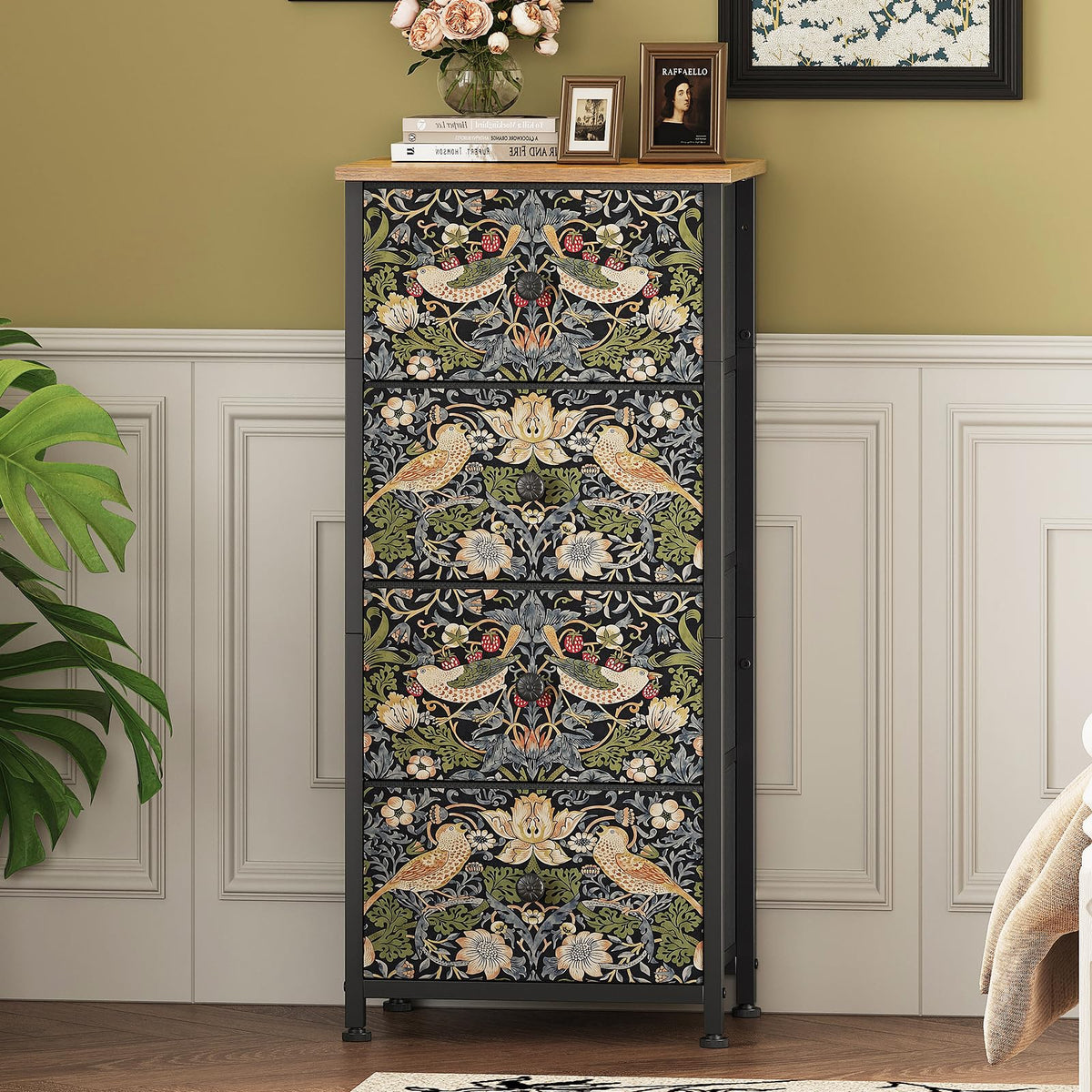 Brown 4 Drawer Dresser H7334