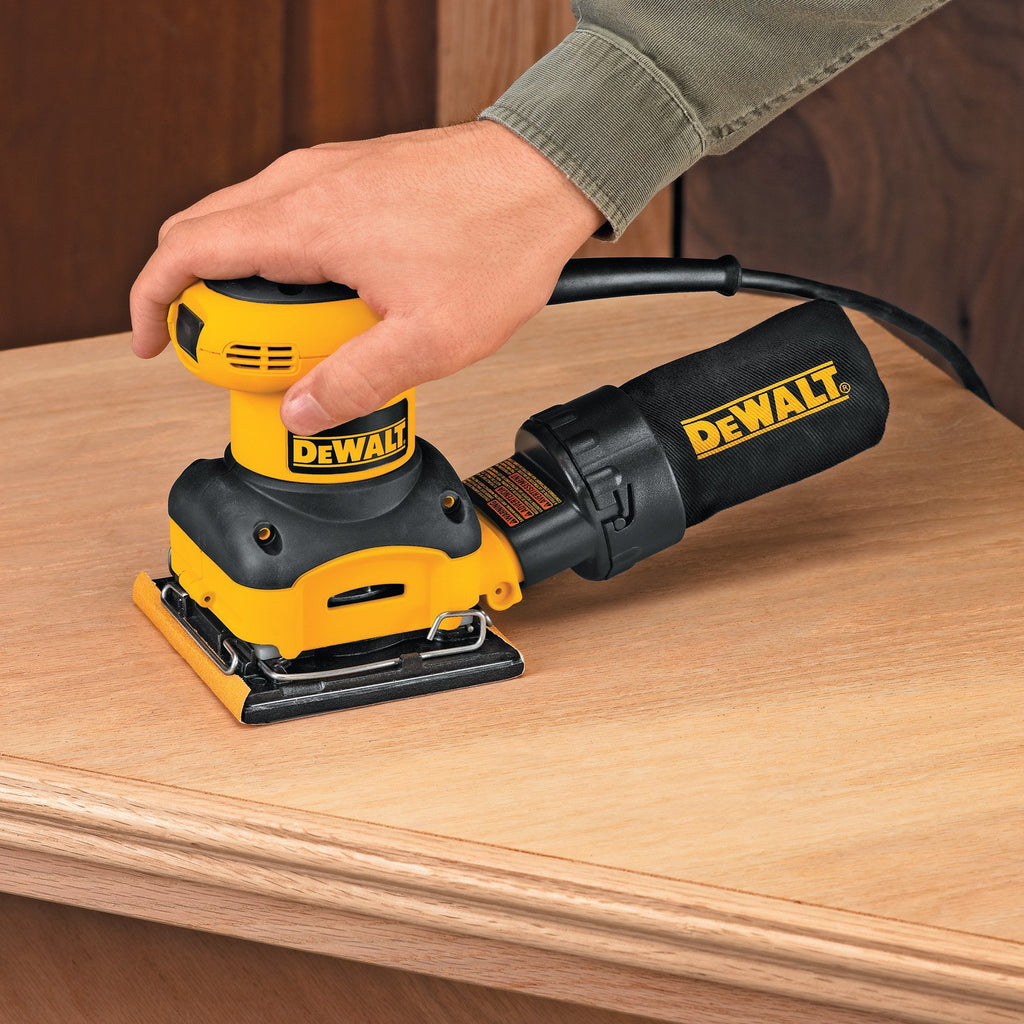 2.4 Amp 1/4 Sheet Palm Grip Sander with Cloth Dust Bag B762